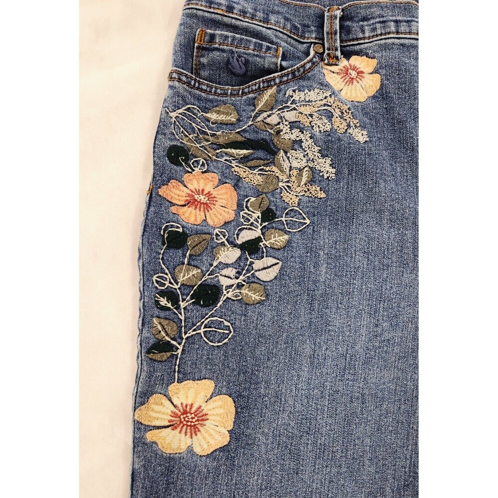 Gloria Vanderbilt Amanda Embroidered Floral Jeans Women’s 16 Blue Slim Straight - Picture 3 of 11